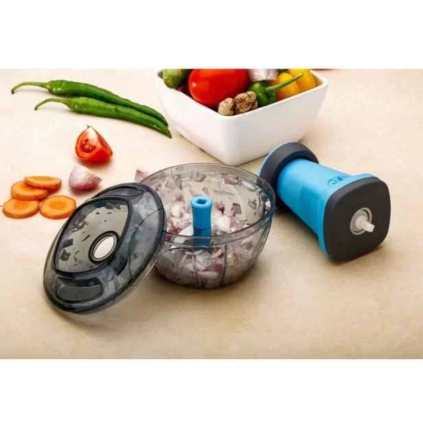 Ferio 500ML Manual Speedy Hand Press Food Chopper with Blade Chopper for  Vegetables, Fruits, Nuts and More-Egg Whisk-Perfect Chopping with Easy Push  and Close Button (Blue-color Pack of 1)